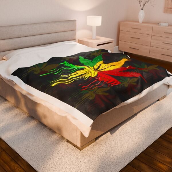 Rasta Leaf Velveteen Plush Blanket - Image 12